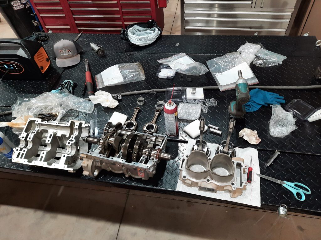 Polaris 1000 Motor rebuild